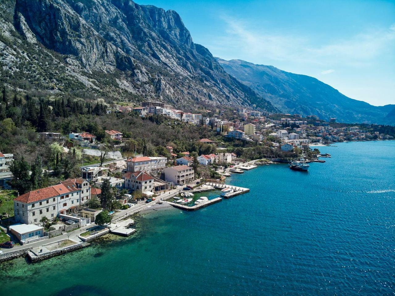 Villa Three Dots By Todorovic Family à Kotor Extérieur photo